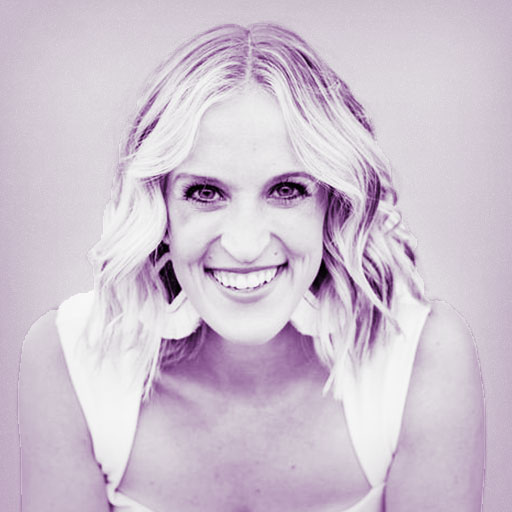 Podcast-Headshot-molliewalker